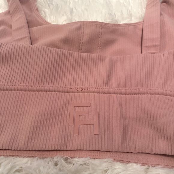 First health sports bra - Picture 1 of 3